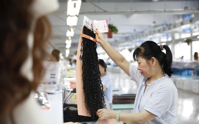 Human resources in Chinese hair factories