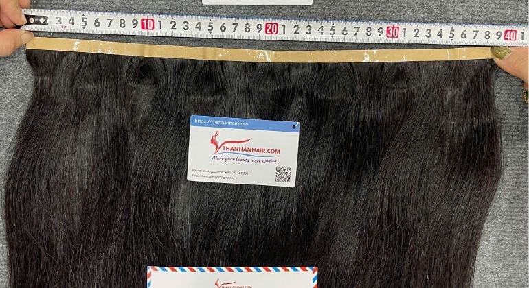 Long tape in hair extensions