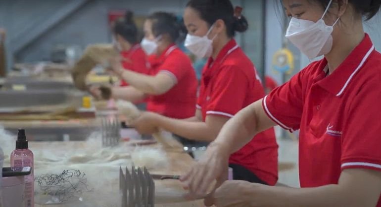 Thanh An Hair supplies seamless clip in human hair extensions