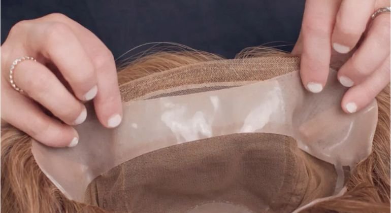 What Is a Glueless Wig