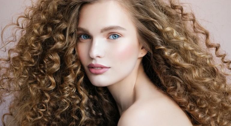 Curly hair