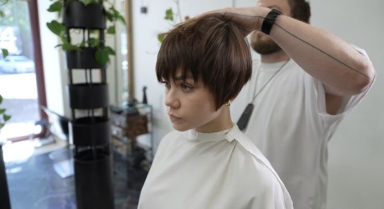 What Is a Micro Bob Haircut