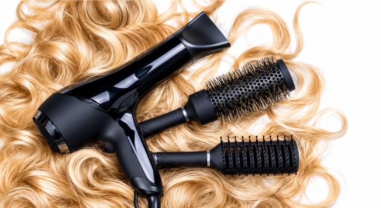 Which Brush Is Safe for Hair Extensions and Wigs