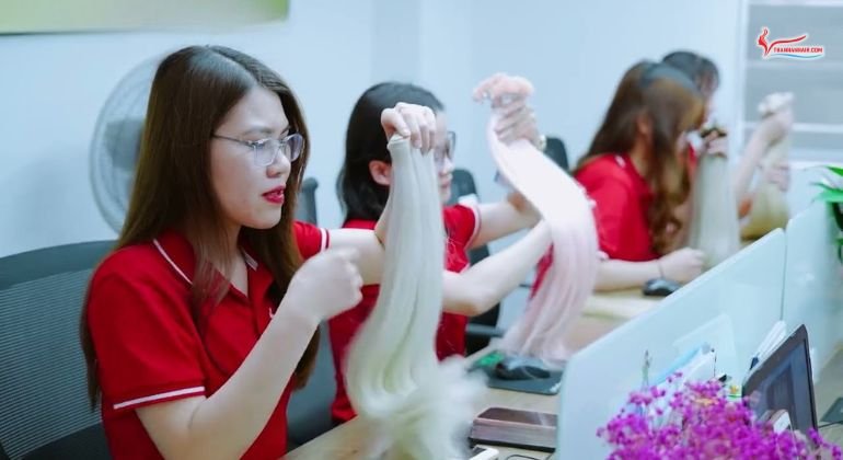 Who owns the hair changes the arithmetic